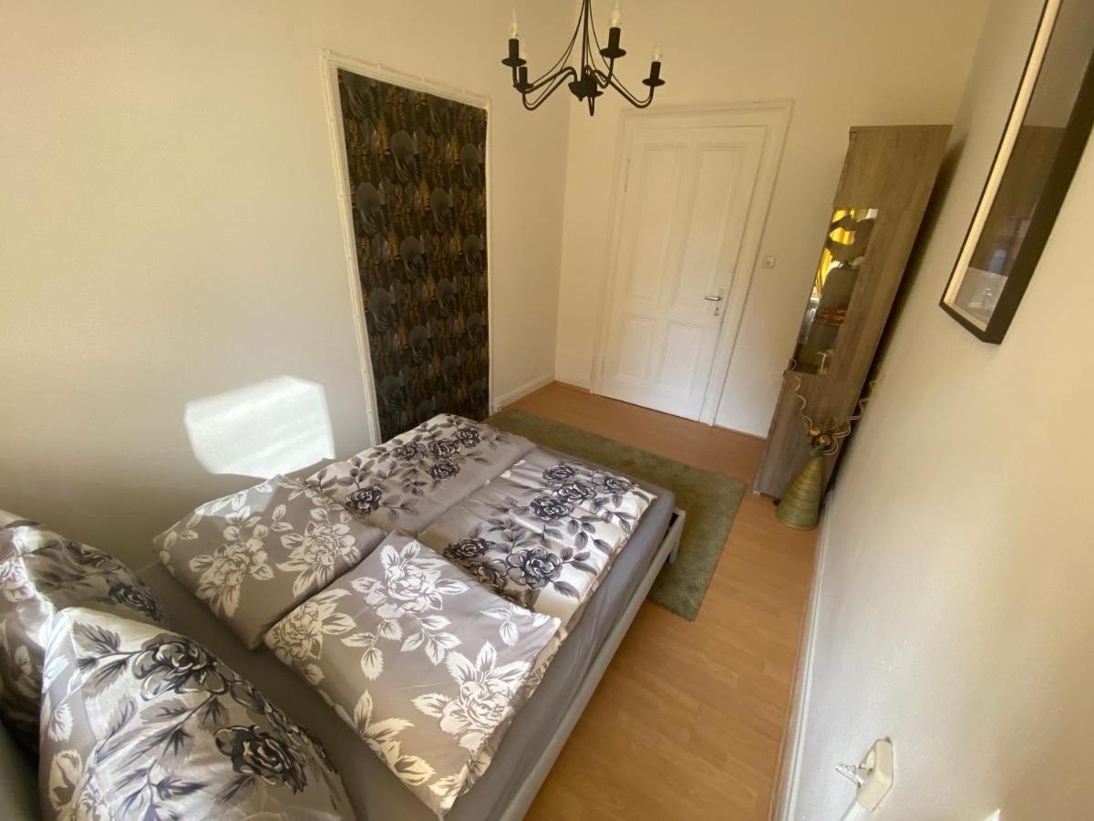 Ruhige Gemuetliche Altbau In Zentraler Lage