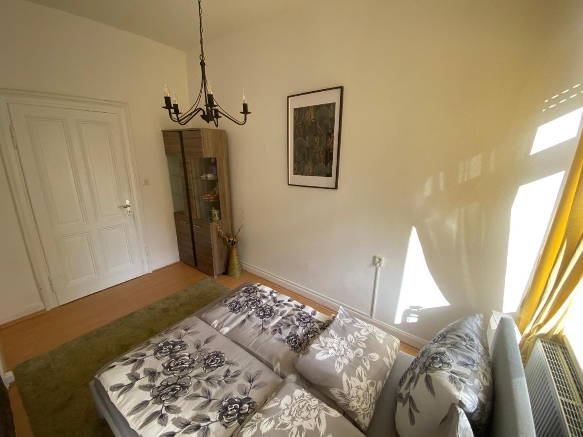 Ruhige Gemuetliche Altbau In Zentraler Lage Wiesbaden