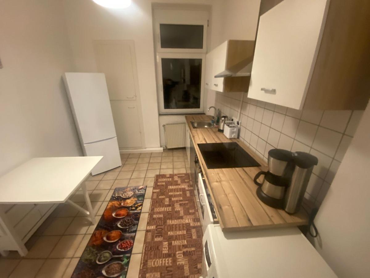 Ruhige Gemuetliche Altbau In Zentraler Lage Apartment *